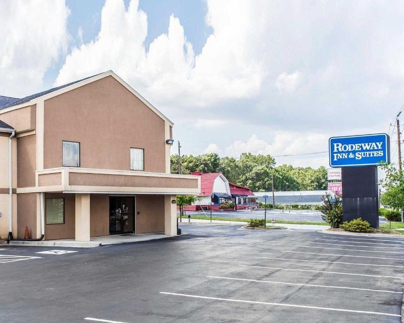 Rodeway Inn Portage Exterior photo